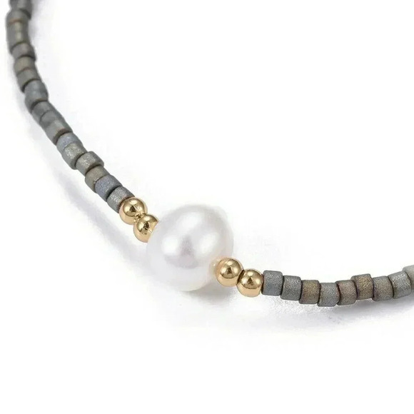 Handcrafted Real Freshwater Pearl Gray Japanese Glass Beads Bracelet - Picture 1 of 3